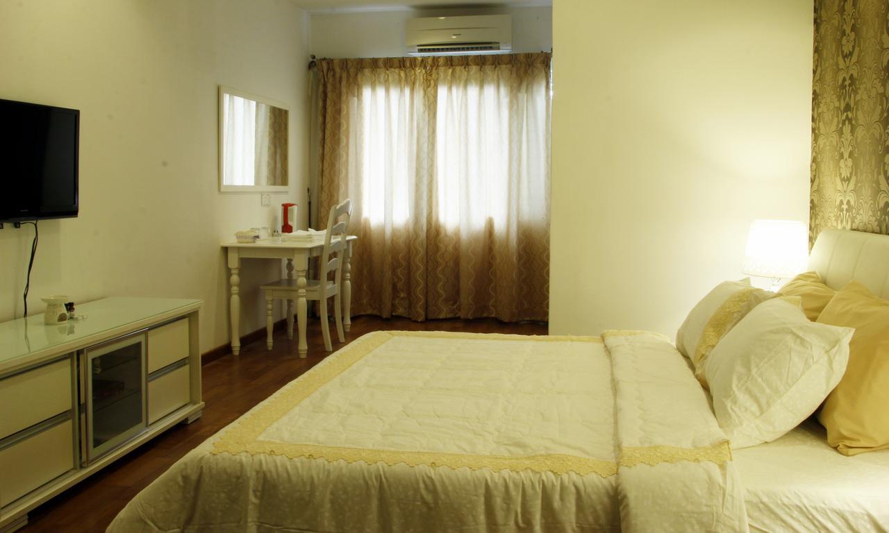 Gurney Luxe Inn George Town Buitenkant foto