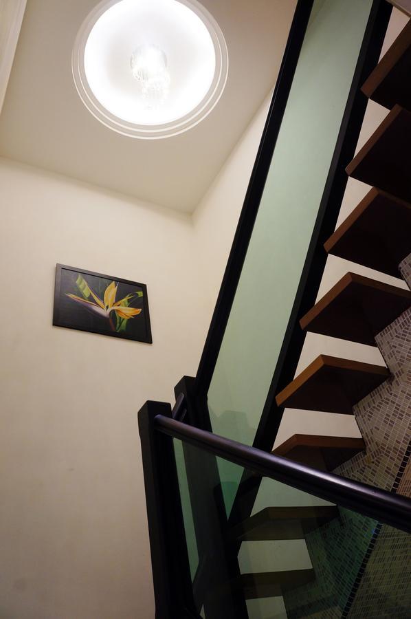Gurney Luxe Inn George Town Buitenkant foto